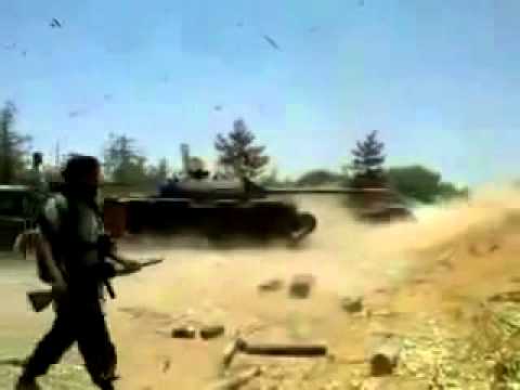 В танке Т 55 взорвался фугас Сирия Жесть