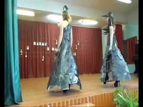 показ моды. коллекция от B&B платья из бумаги.240.mp4