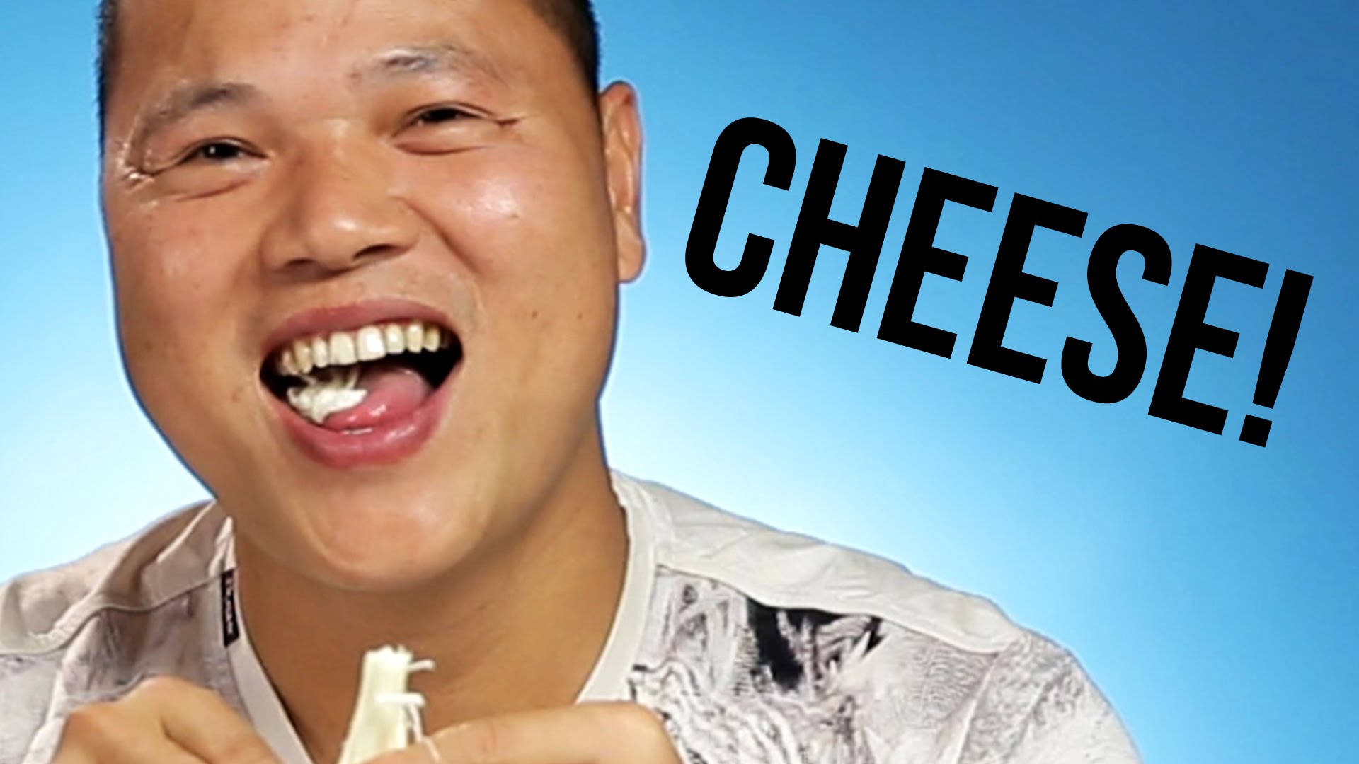Chinese People Eat String Cheese For The First Time онлайн