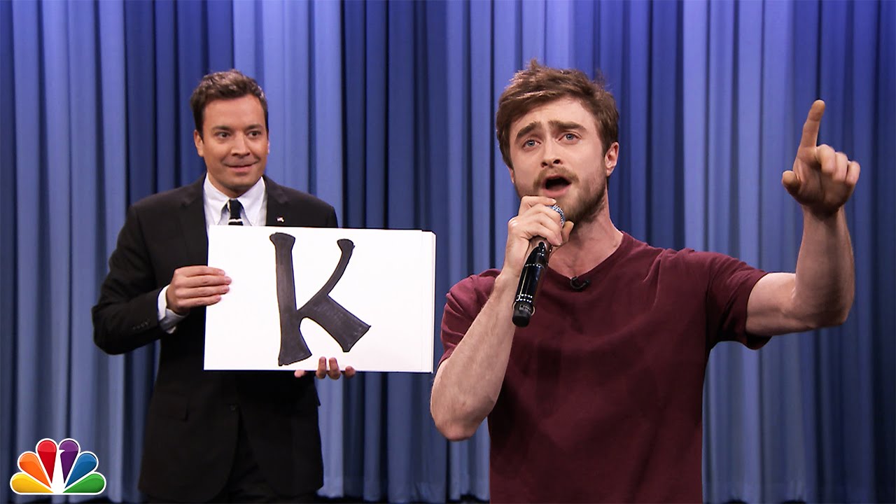 Daniel Radcliffe Raps Blackalicious' "Alphabet Aerobics" на пляже